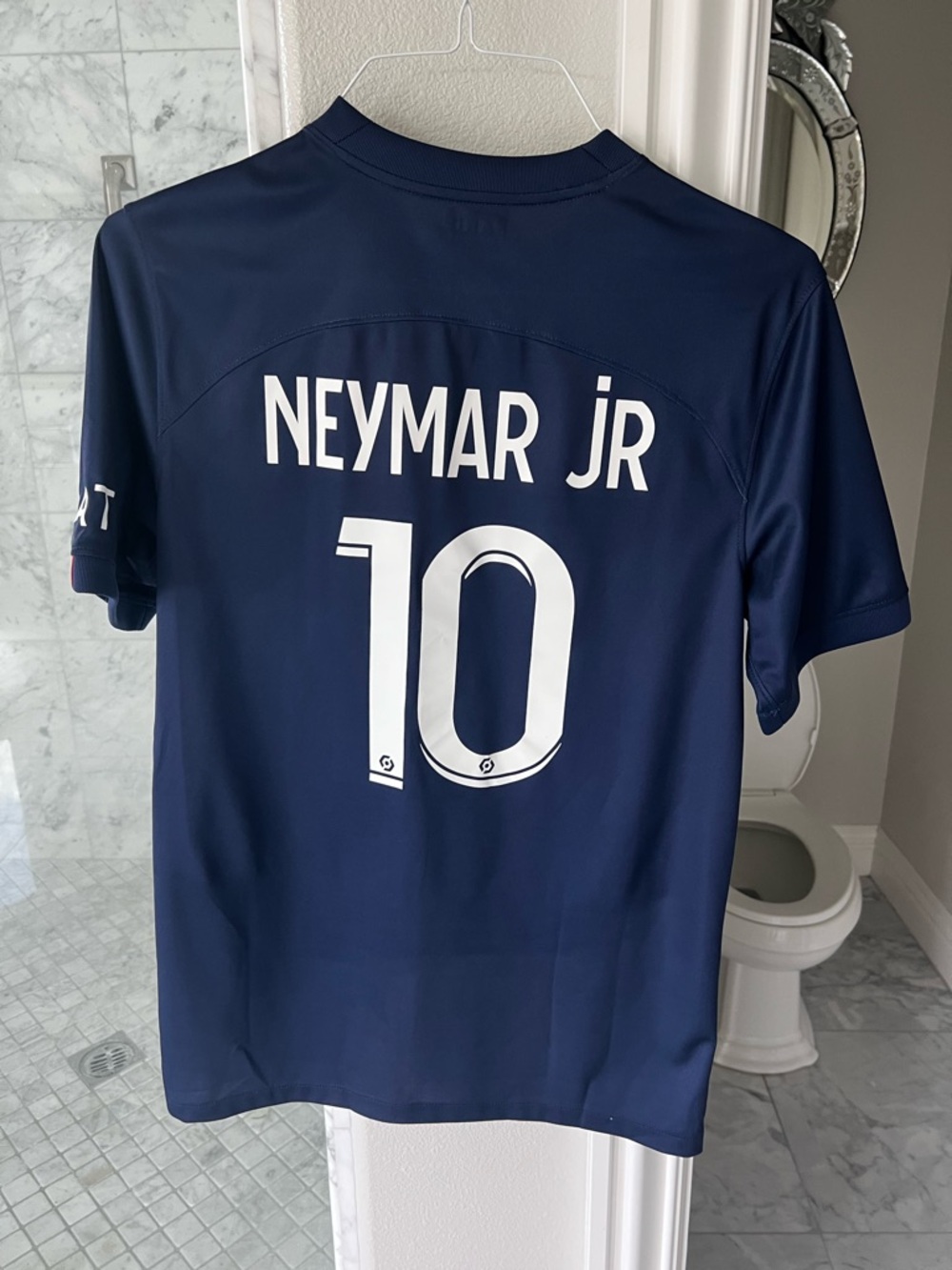 EUC Women’s Medium Paris Saint Germain Neymar Jr. Soccer Jersey - Picture 7 of 9